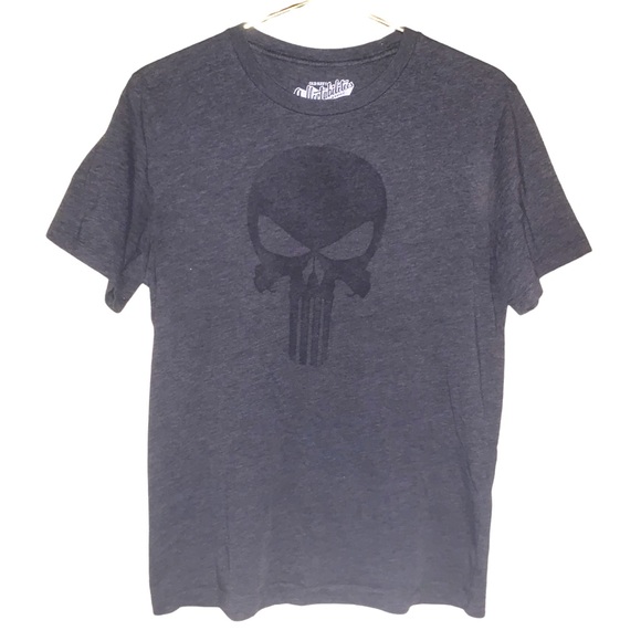 Old Navy Other - Skull graphic T-shirt Old Navy collectibles totally classic